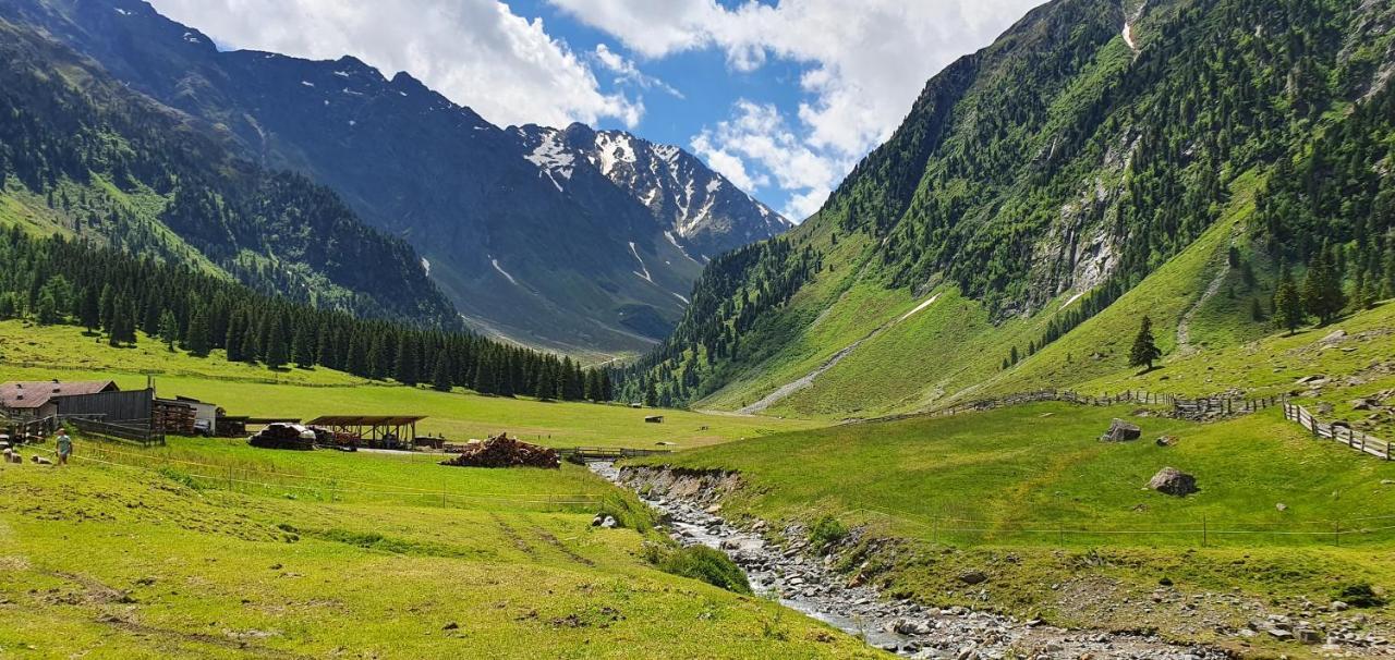 Gaestehaus Landhaus Tyrol Gries im Sellrain Exteriér fotografie