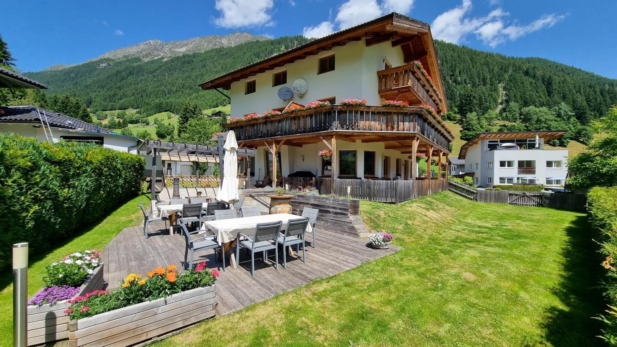 Gaestehaus Landhaus Tyrol Gries im Sellrain Exteriér fotografie