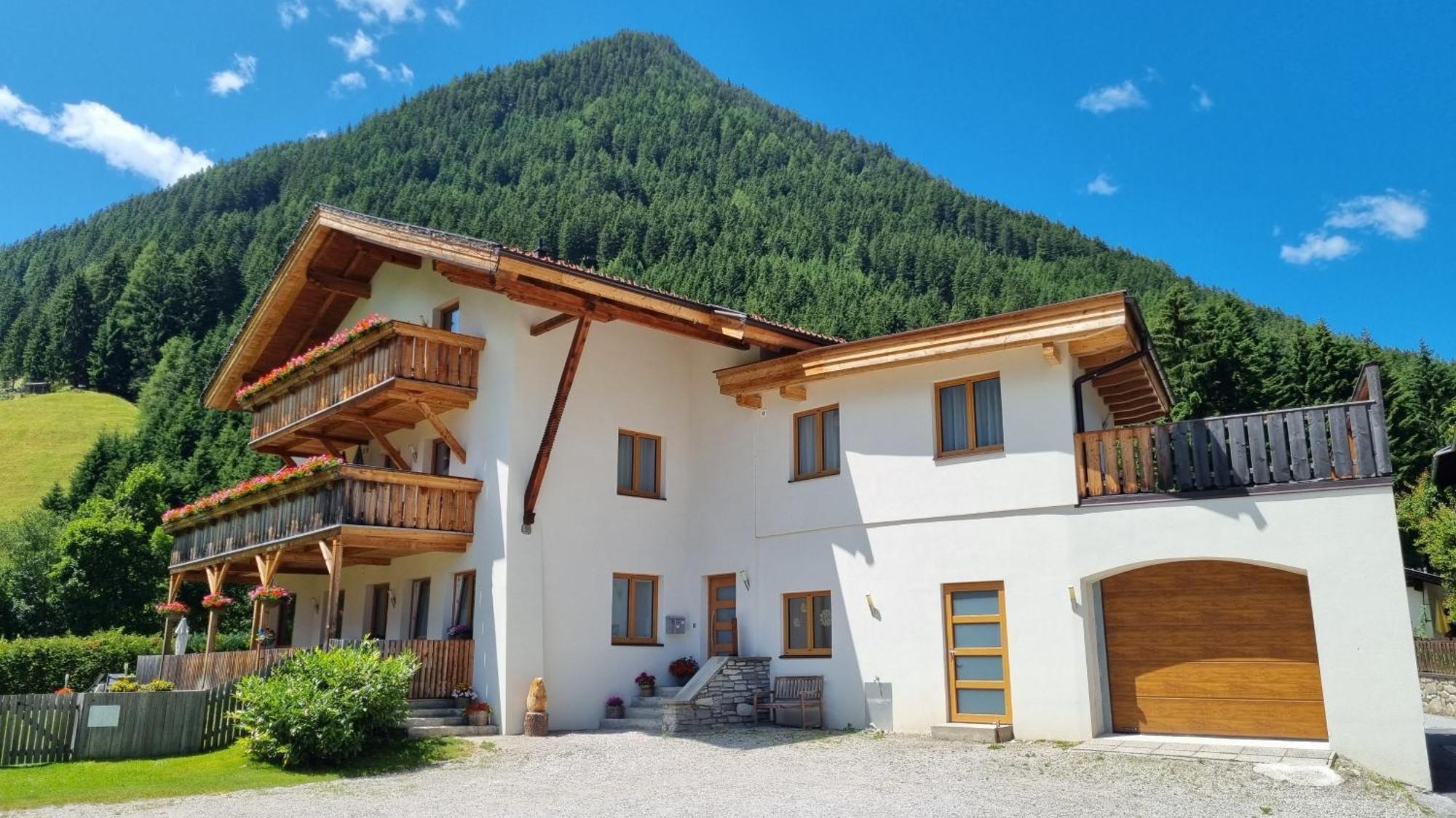 Gaestehaus Landhaus Tyrol Gries im Sellrain Exteriér fotografie