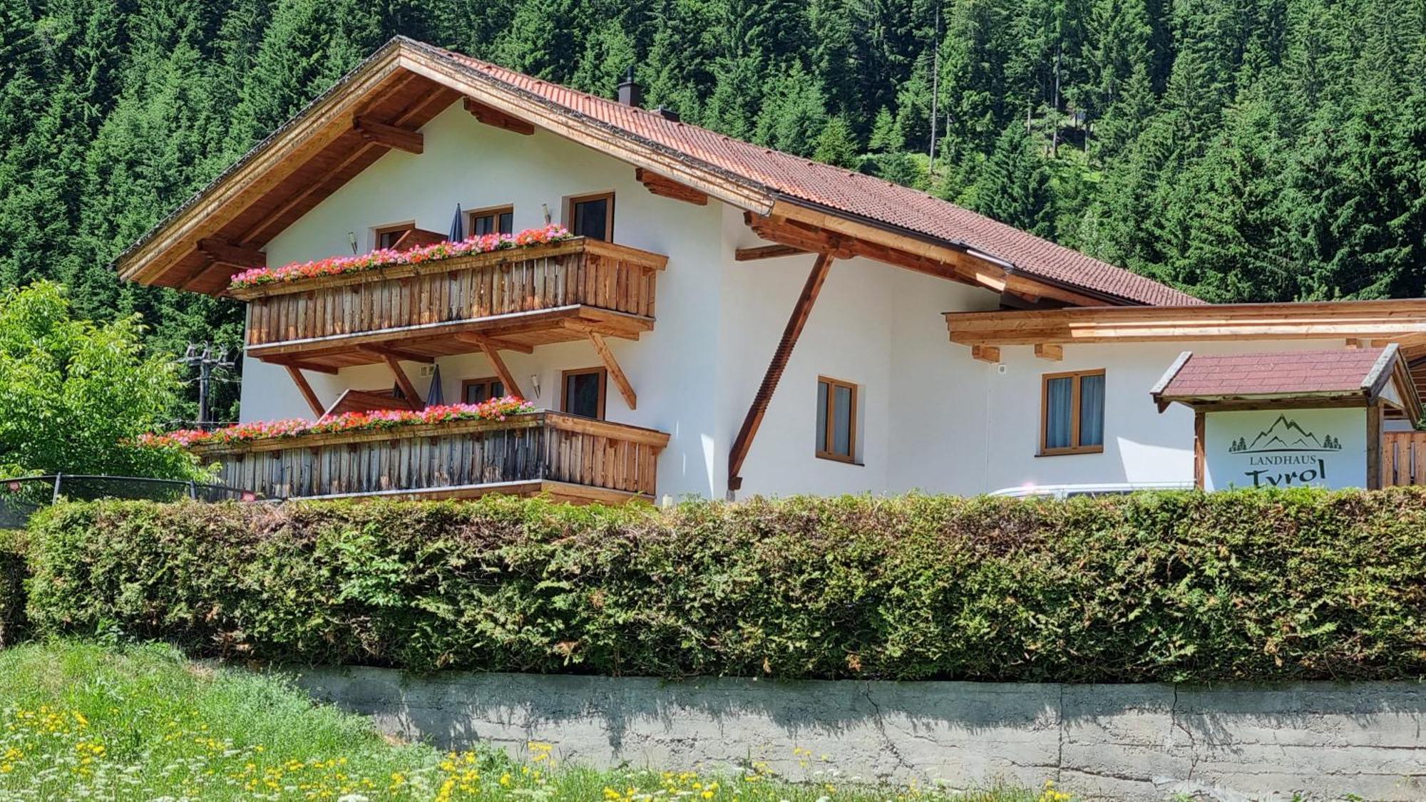 Gaestehaus Landhaus Tyrol Gries im Sellrain Exteriér fotografie