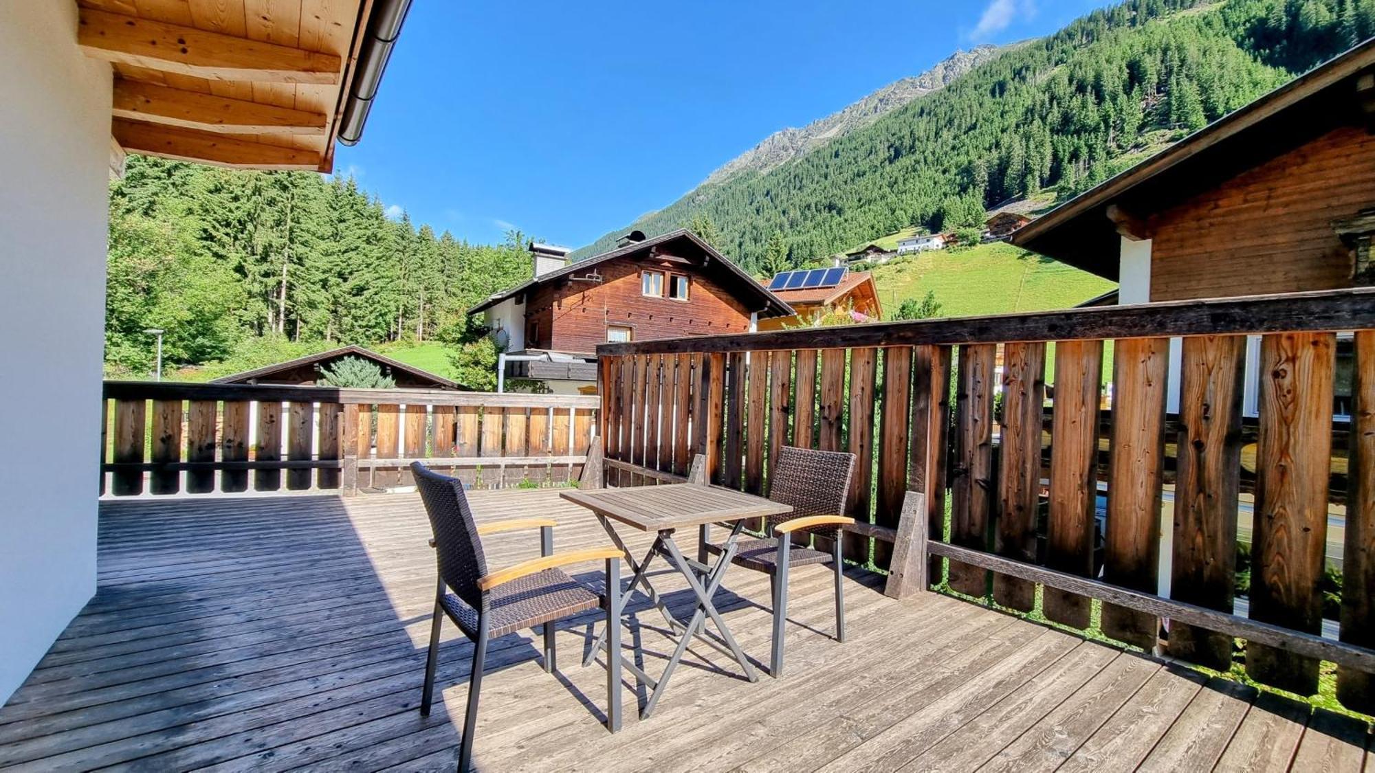 Gaestehaus Landhaus Tyrol Gries im Sellrain Exteriér fotografie